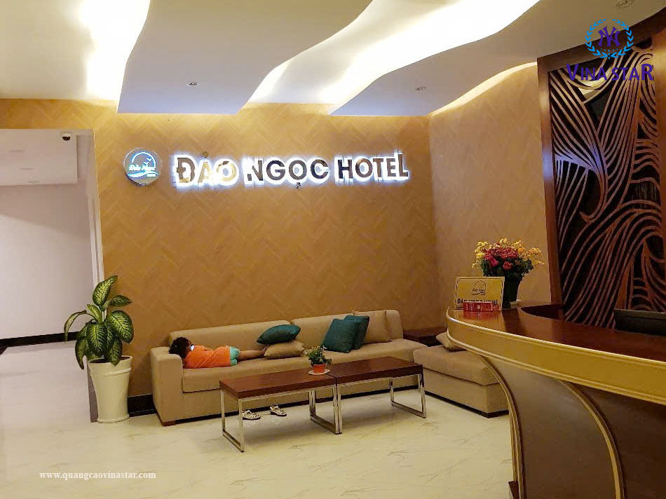 Review-Biển-Hiệu-ĐẢO-NGỌC-HOTEL2